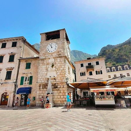 Bay Of Kotor View Apartment With Pool Prčanj Dış mekan fotoğraf