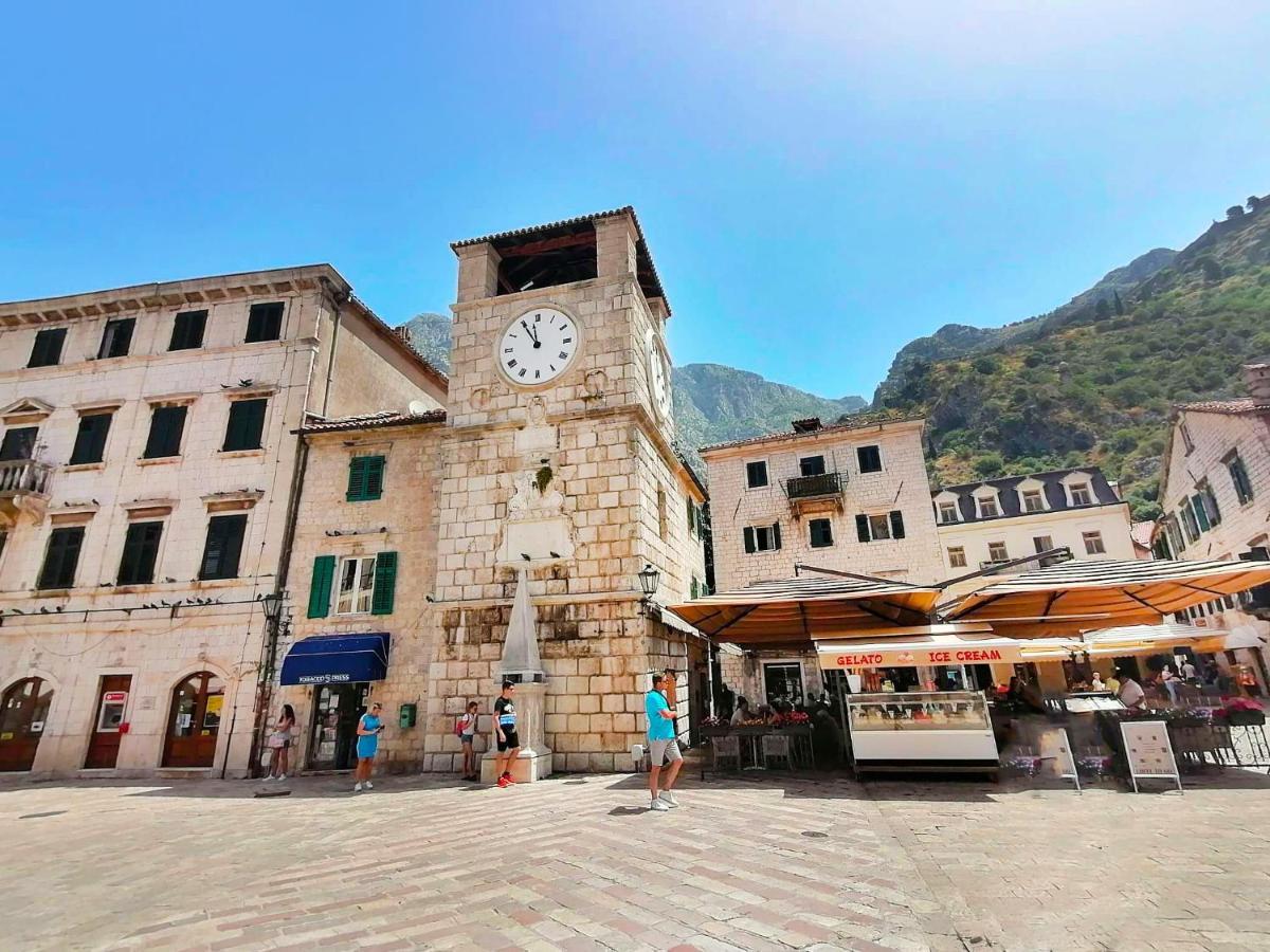 Bay Of Kotor View Apartment With Pool Prčanj Dış mekan fotoğraf